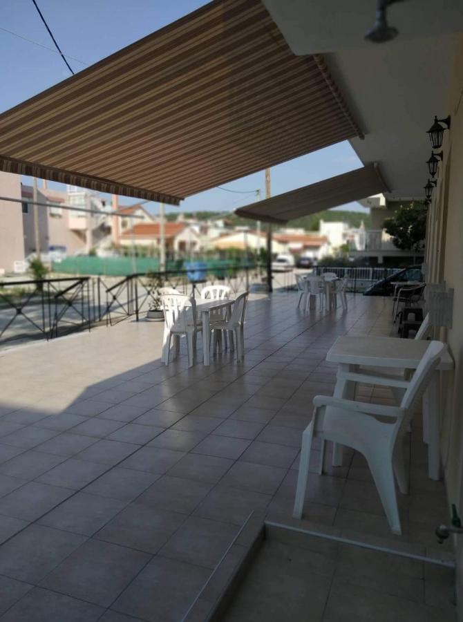 Ammos Apartments Nea Karvali Exterior foto